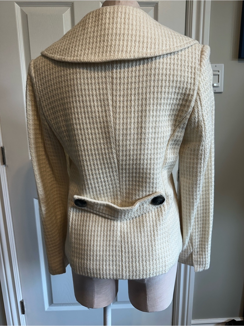 Jessica Cream Textured Button Jacket - Picture 3 of 6